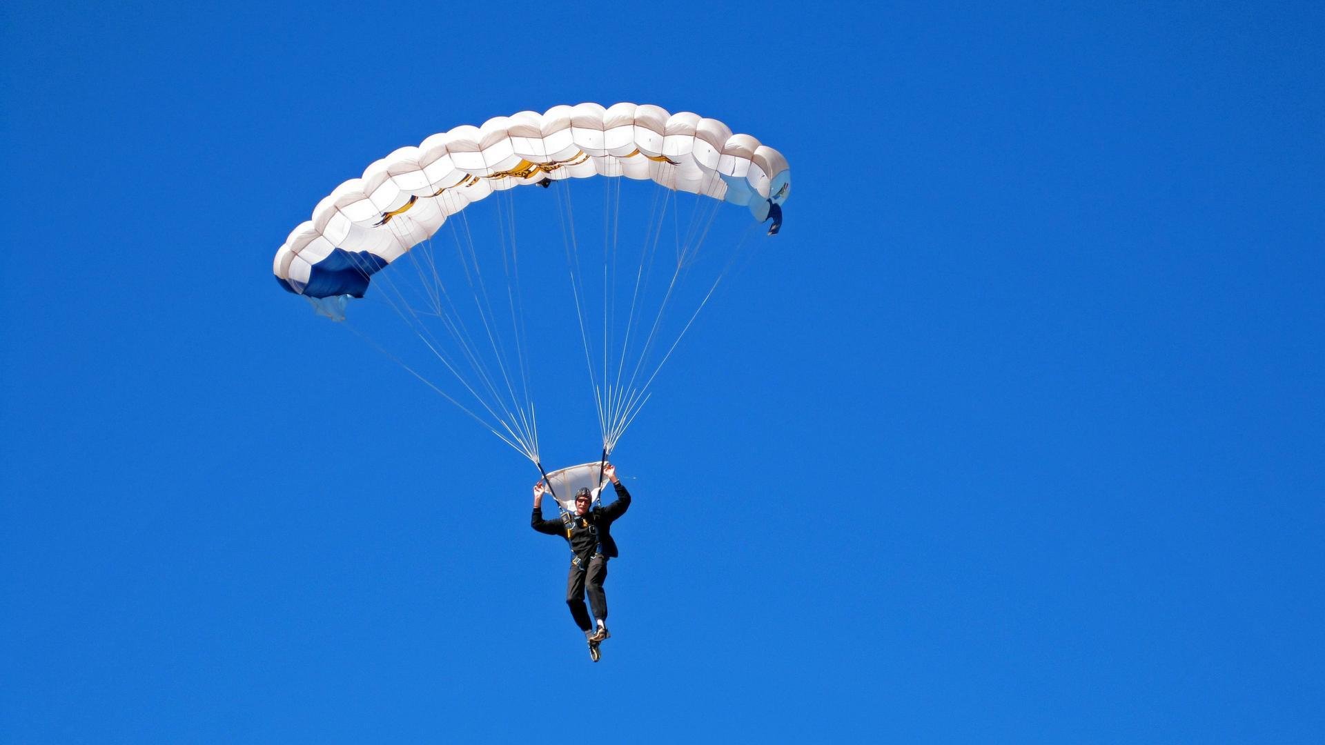 《ApexLegends》全新“幻象”角色登场,战术组合焕发新火花